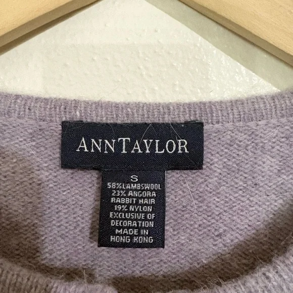 Ann Taylor Cardigan Sweater Small Wool Angora Lavender Floral Embroidered - Picture 5 of 8